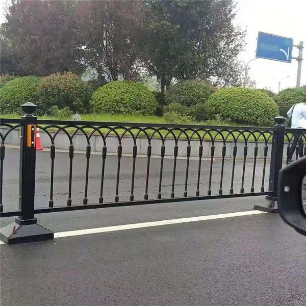 现货批发锌钢护栏 庭院小区隔离别墅防护围墙锌钢护栏 聊城护栏定制