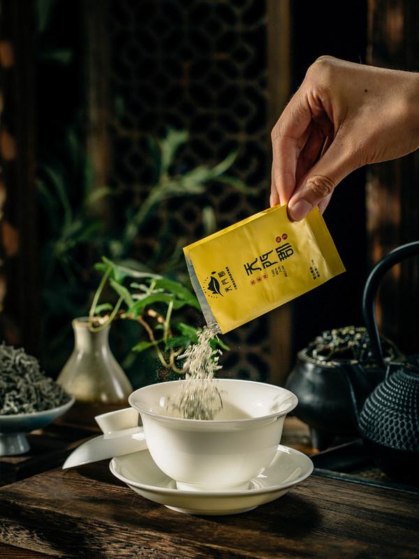 天门郡特级莓茶芽尖霉茶张家界富硒茶礼盒高品质新茶仿野生藤茶