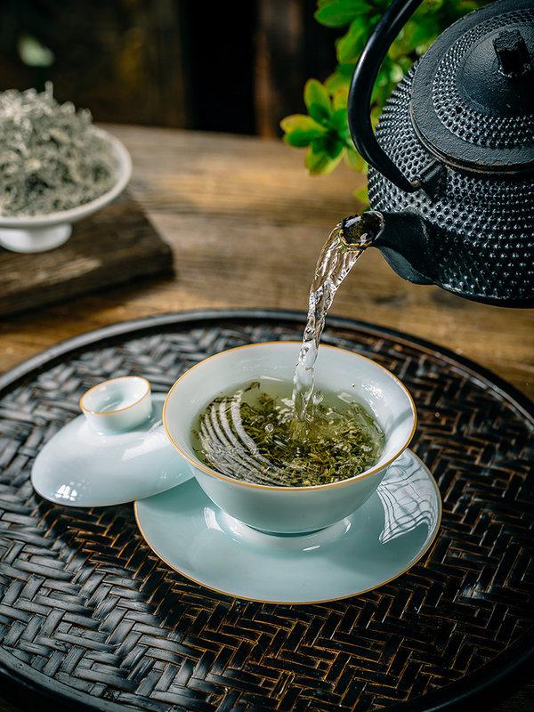 天门郡黄酮茶张家界特级芽尖长寿仿野生莓茶特级茶礼盒装来凤藤茶